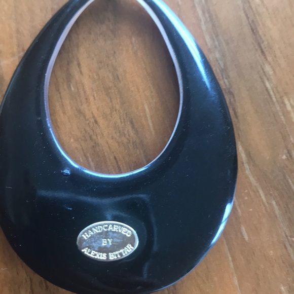 Alexis Bittar lucite bangles and pendant necklace - Picture 6 of 7